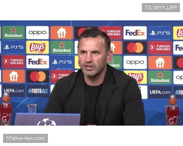 加拉塔萨雷主帅革新战术体系，球队开启全新篇章引关注