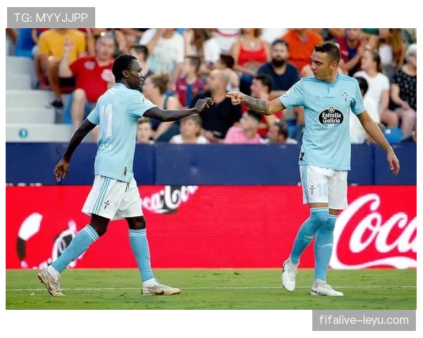 西甲保级战白热化，多支球队为逃离降级区奋力拼搏