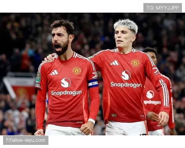 全球顶级足球联赛新赛季开启，豪门俱乐部阵容重组引关注