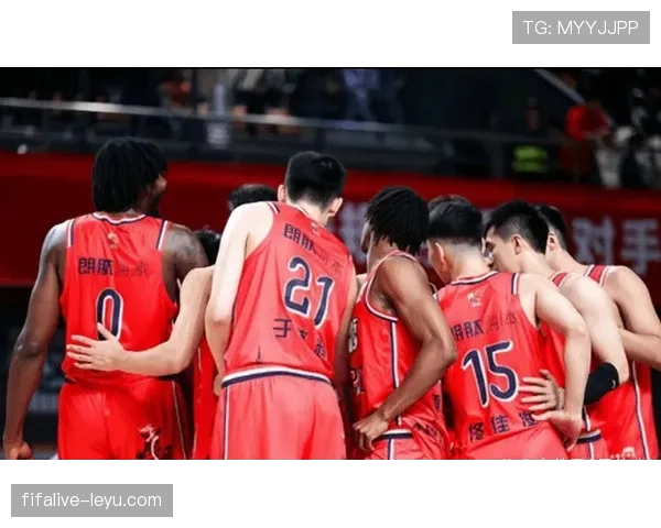 广州队新赛季强势崛起,竞争力持续攀升引期待 广州队新赛季强势崛起,竞争力持续攀升引期待